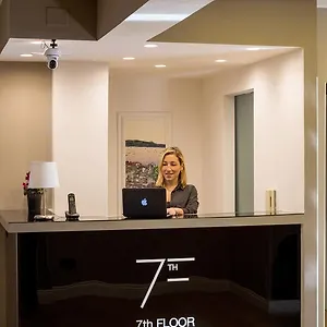 7th Floor Πανσιόν Νάπολη
